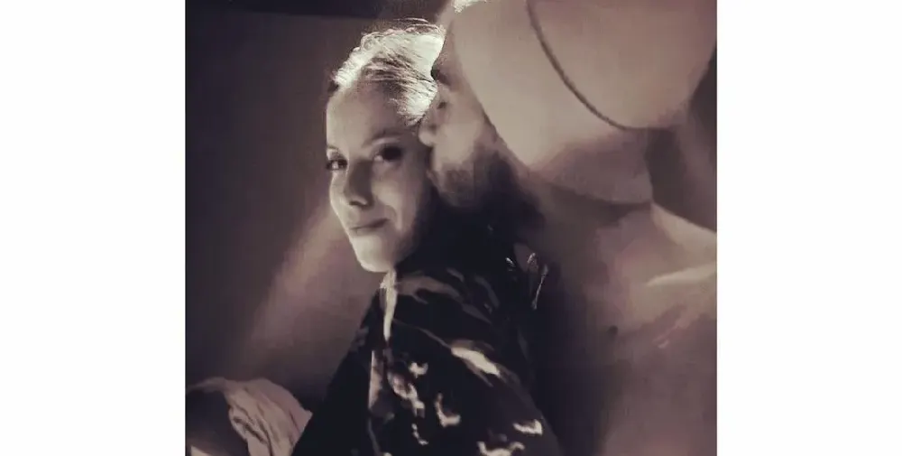 Бившата на Бойко Кръстанов се сгоди за музикант! Актрисата призна за връзката си