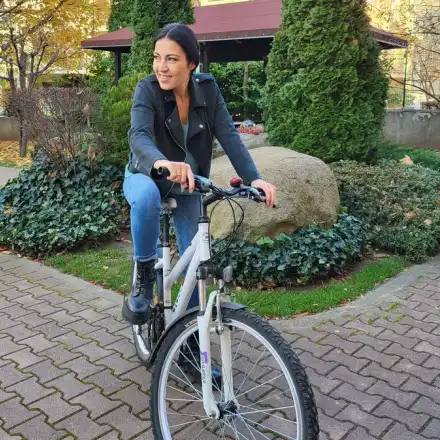 Деси Стоянова яхна колелото