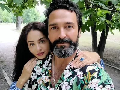 Елен Колева върти любов с английски актьор! С Дъглас поддържат връзка от разстояние (ФОТО на двамата в галерия)