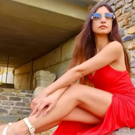 Християна Лоизу хвърли горнището (Скандална снимка)