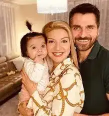 Йоана Драгнева заведе бебето на СПА