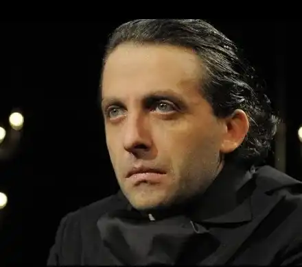 Изненада! Мариус Куркински стана градинар!