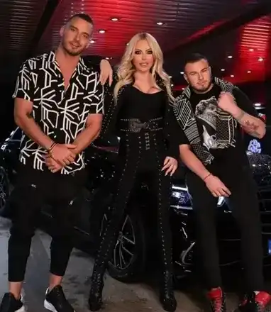 Камелия си изпати покрай Ториното и Пашата