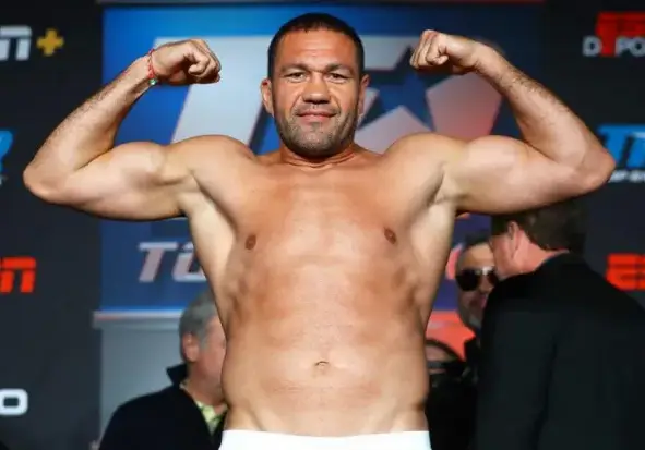 Кобрата имал дете от приятелка на Андреа (Злочестата майка гледала две момчета без бащи)