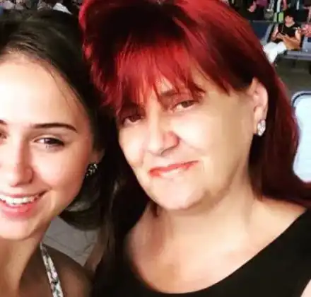 Майката на Мария Бакалова: Иван Добчев е обсебен от дъщеря ми! (Снимки)