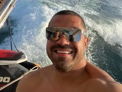 Майтапчии!  Братът на Борис Дали хвана автобус, Коцето го прибра в поршето