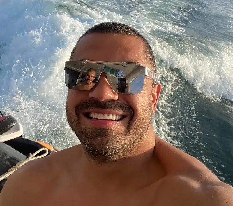 Майтапчии!  Братът на Борис Дали хвана автобус, Коцето го прибра в поршето