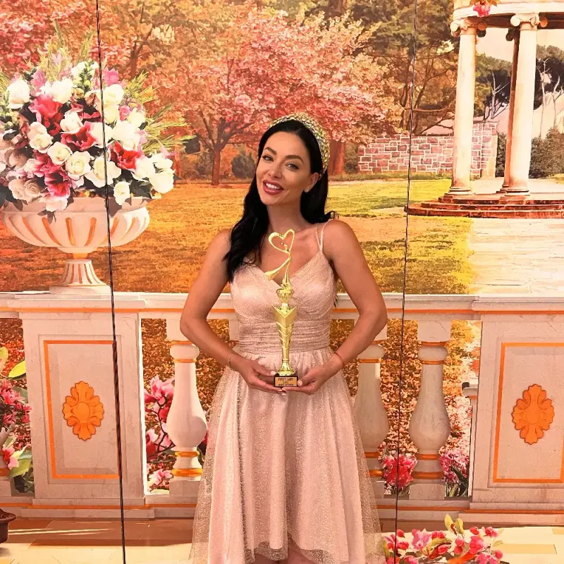 Мария Бойчева с награда от  First Lady за своята марка Miracle Body (Снимки)