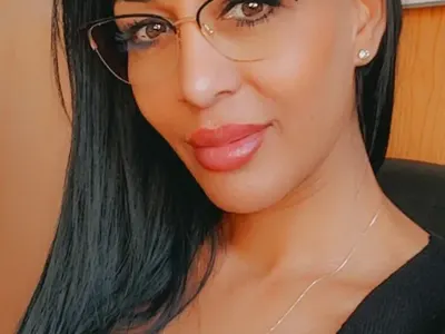 Мисис България взе диплома за зъболекар