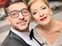 Няма стълба за самолета на Катето Евро и Сашо Кадиев