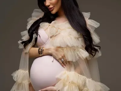 Палома най-сетне се показа бременна (ФОТО)