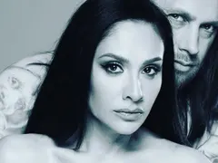 Плачков показа как мачка бюста на Мариана Попова (Снимка)