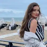 Саня Борисова крие младото гадже