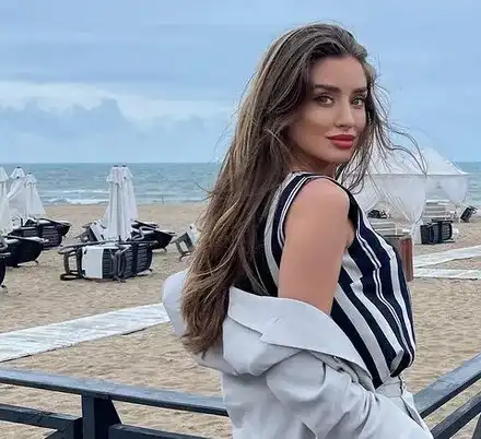 Саня Борисова крие младото гадже