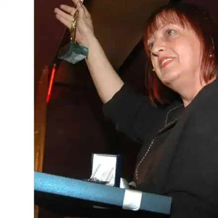 Семейството на  Нери Терзиева  трудно приема, че се  омъва за християнин