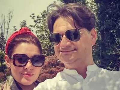 Щерките на Мариан Бачев шаферки на сватбата му! Александрина и Косара нямат търпение да видят мама и тати като младоженци