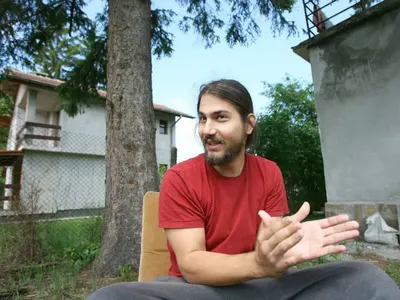 Синът на Ламбо се шири в къща на два етажа в Америка! Вече мисли за бебе