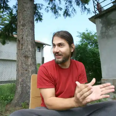 Синът на Ламбо се шири в къща на два етажа в Америка! Вече мисли за бебе