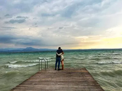 След раздялата с оператора: Лора Инджова с ново тежкарско гадже (ФОТО в галерия)