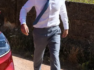 Сватбата на годината!  Внучката на  Симеон II  се омъжи тайно във ферма (Папарашки снимки)