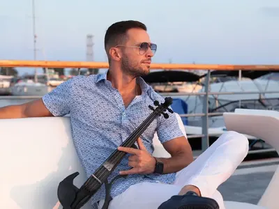 Свет ще става татко