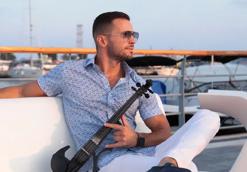 Свет ще става татко