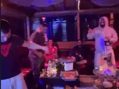 Чалга и наргиле на ергенското парти на Благо! „Дреме ми“, пее бъдещият жених