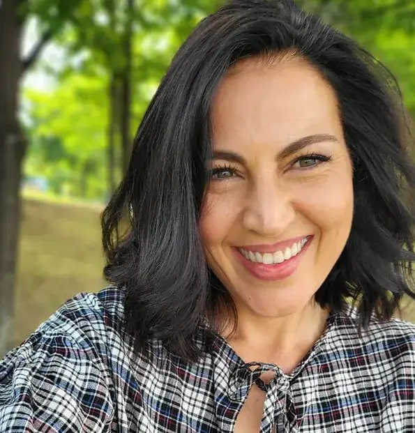 135 лева за среща с Деси Стоянова