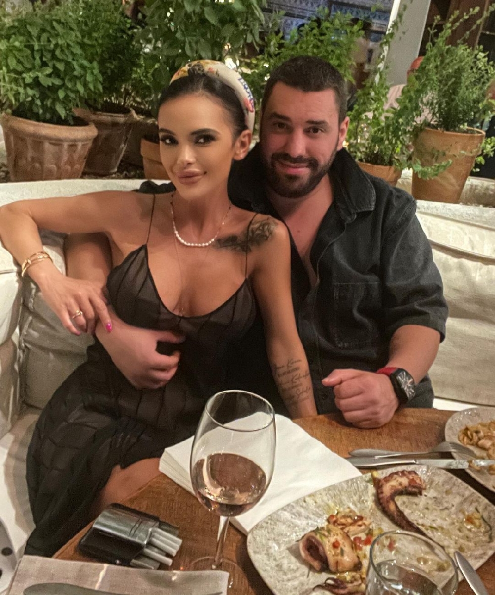 Фолк певицата Мария: НЕ се развеждам! (Ето как го доказа)