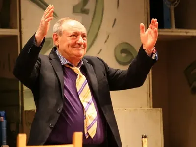 Актьорът Антон Радичев: Не съм се оженил!