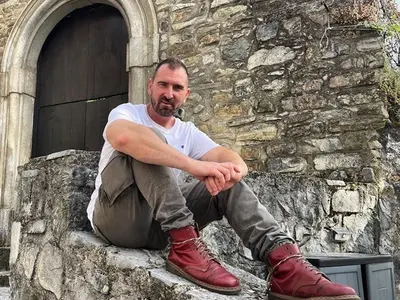 Андре Токев  отпраши към морето след затвора