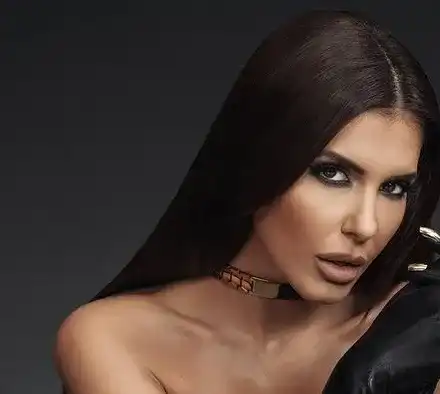 Анелия извади силикона (Снимка)