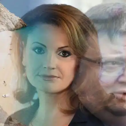 Ани Салич и Цацаров на романтична почивка в Гърция