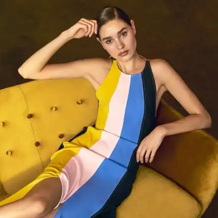 БГ модел дефилира на Долче и Габана