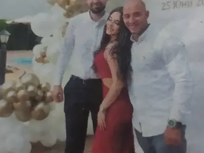 Благой се уреди със засукана балдъза (Снимки)