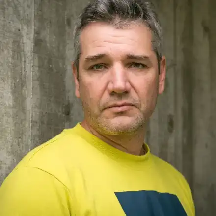 Д-р Наков от „Откраднат живот“: Бог ме спаси от опиатите