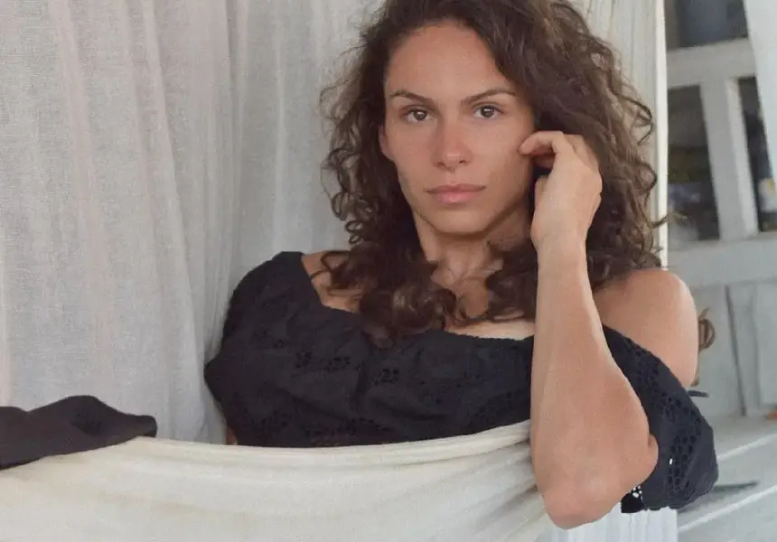 Даяна Ханджиева обича да си поспива!