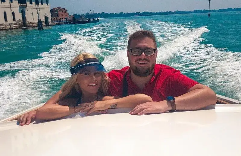 Дъщерята на Гущеров го нарисува като прасе (Снимка)