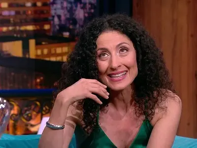 Дъщерята на Саня Армутлиева завърши социална антропология