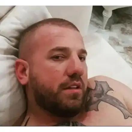 Динко пред развод, фръцка се с любовница