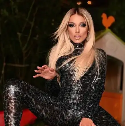 Диона иска да е полицай