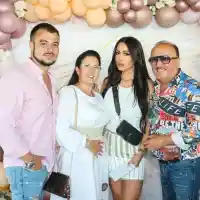 Джена празнува двоен юбилей без колеги (Не са били поканени,  или не са я уважили?)