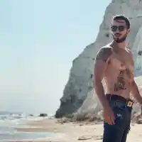 Джигит! Глобиха Папи Ханс в Гърция