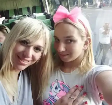 Емили на Тихомир-Мелиса стана сектантка, шокира „Свидетели на Йехова“