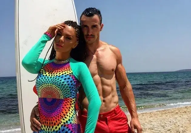 Ергенът Виктор  припомни за участието си в хит на Галена