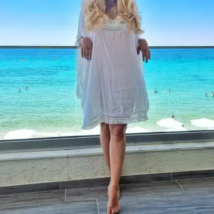 Ева Веселинова заприлича на лелка