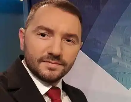 Хекимян  остана  без водещи (Подчинените му масово напускат, или са на море)