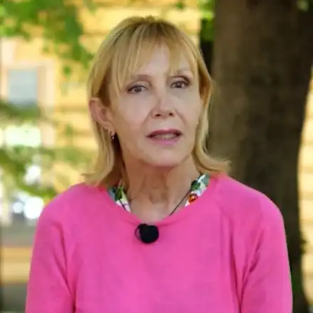 Ирен Кривошиева търси гледачка за майка си!