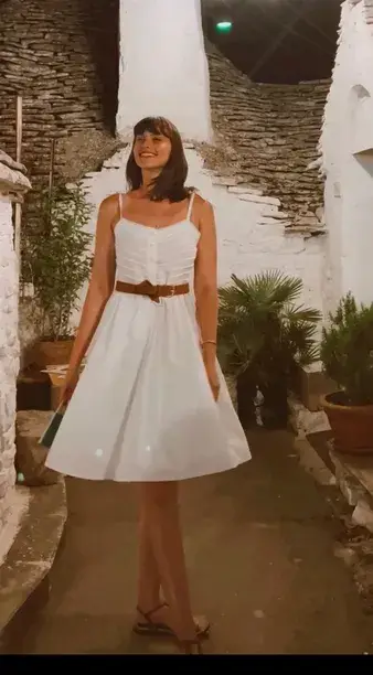 Жената на Сашо Кадиев с роклята на баба си