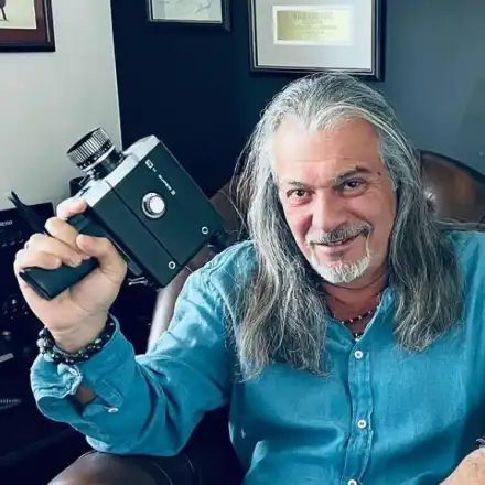 „Капките” за аматьори  сваля от ефир  „Маскираният певец”